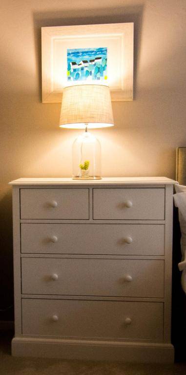 419 Luminous 2 bedroom apartment in the heart of Edinburgh's Old Town