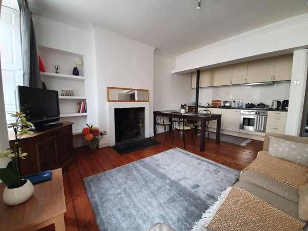 Lovely 2 bedroom flat in the heart of the city