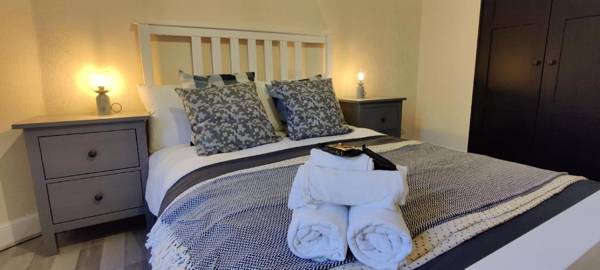 Brunswick road Lovely 2 Bed Apartment