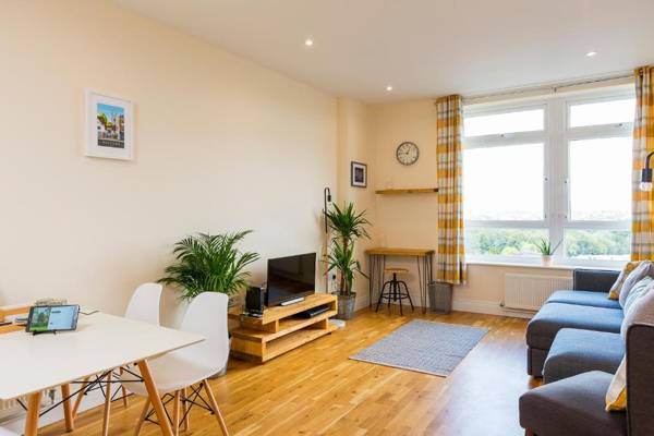 Modern apartments home from home long or short term bookings - MESH Accommodation