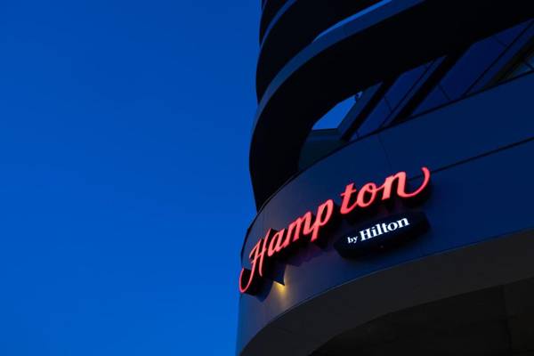 Hampton by Hilton Ashford International