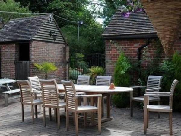 The Bull at The Green