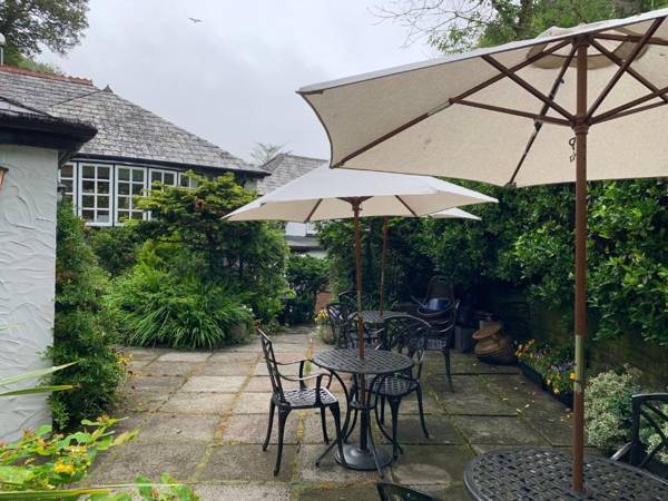 The Cottage Bed & Breakfast