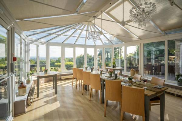 Rising Sun Pub Restaurant and Room