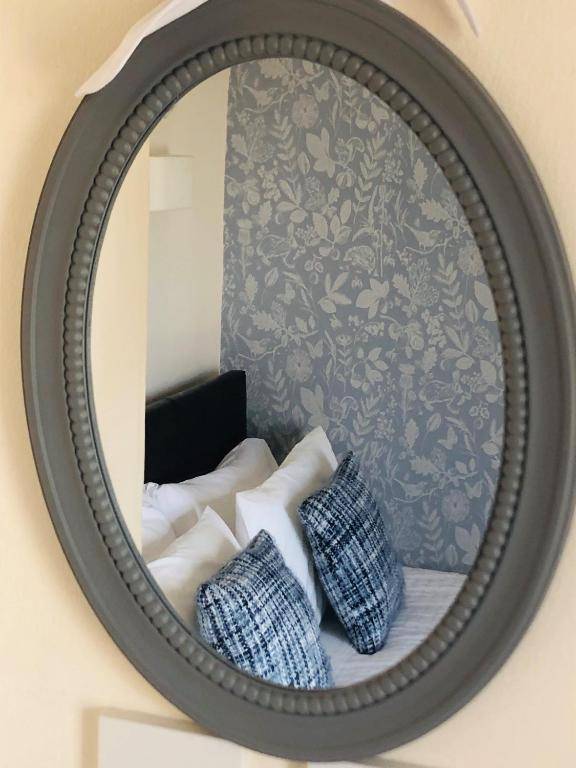 The Aberdeen Arms Hotel