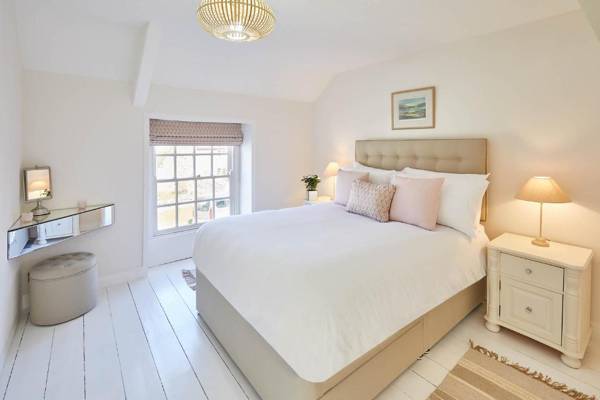 Host & Stay - Holmlea Cottage