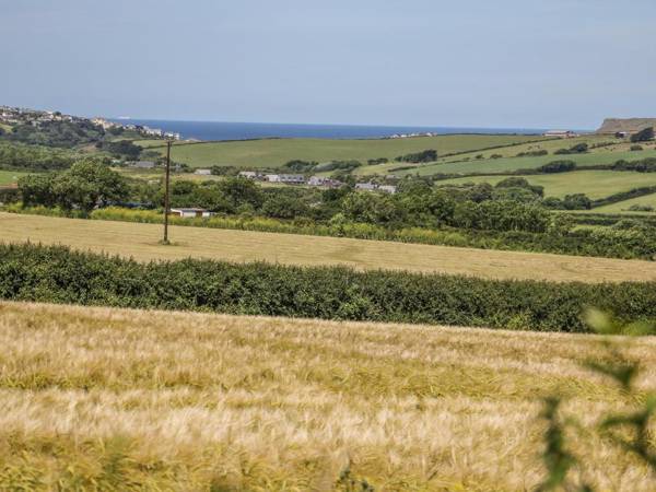 2 Menefreda Cottages