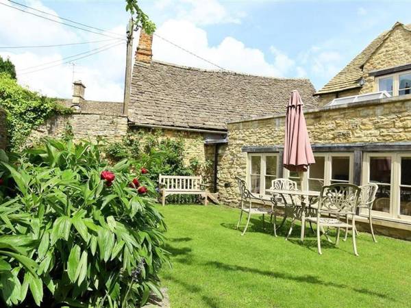Coach House Burford BURFORD