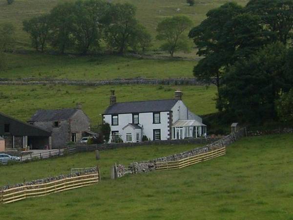 Fernydale Farm Bed & Breakfast