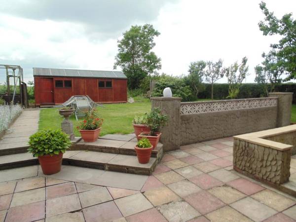 The Amethyst Hotel by Paymán Club