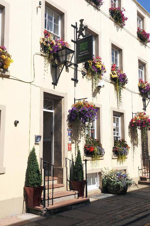 Georgian House Hotel