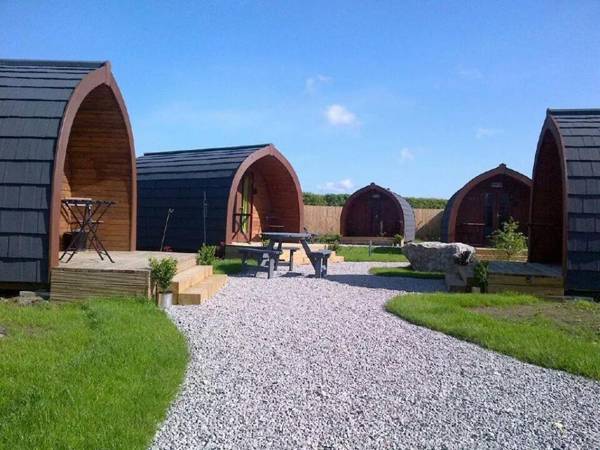 The Little Hide - Grown Up Glamping