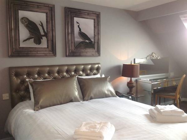 The Old Red Lion Inn