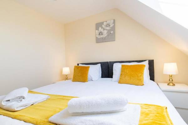 Velvet 1-bedroom penthouse Clockhouse Hoddesdon