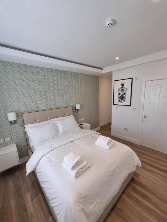 Hotel C G London