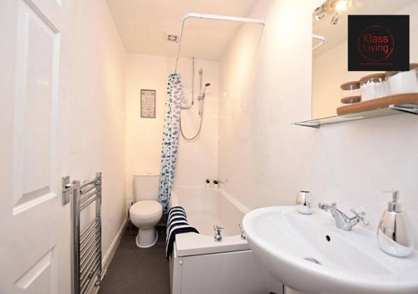 One Bedroom Apartment at Klass Living Serviced Accommodation Coatbridge - Whifflet Park Apartment With Wifi