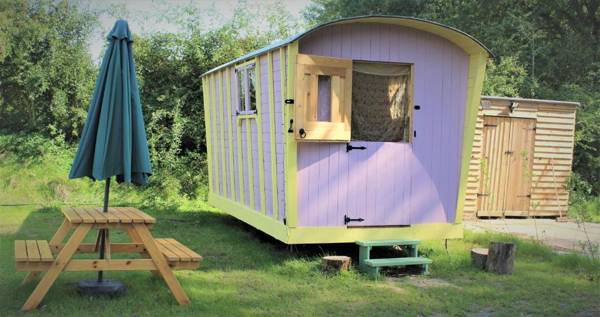 Sleeps-3 Gypsy Carriage 'Rose'