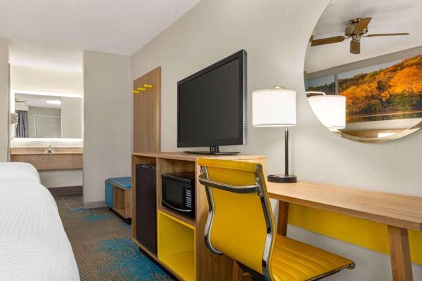 Workspace - Days Inn by Wyndham Demopolis