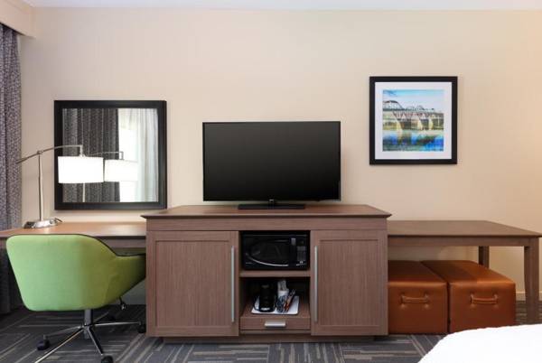 Workspace - Hampton Inn Wetumpka