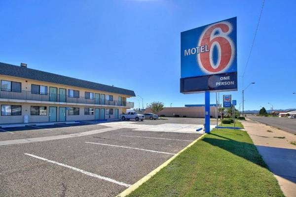 Motel 6-Douglas AZ