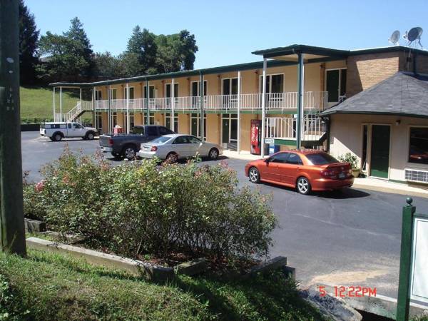 Budget Inn Top of Ellijay