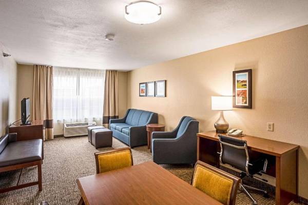 Workspace - Comfort Inn & Suites Independence