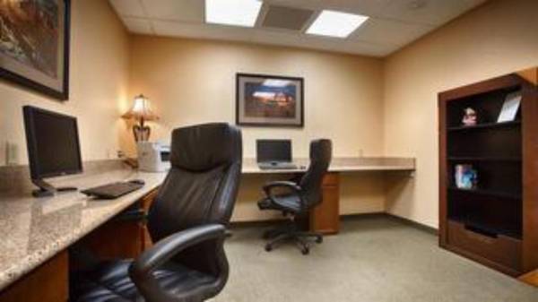 Workspace - Best Western Independence Inn & Suites