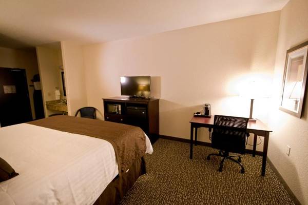 Workspace - Cobblestone Inn & Suites – Manchester