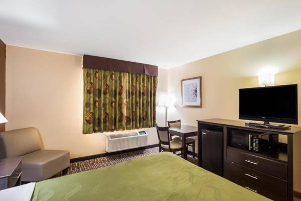 Quality Inn & Suites Caseyville - St. Louis