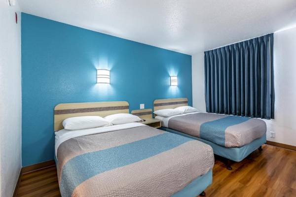 Motel 6-Caseyville IL - Caseyville Il