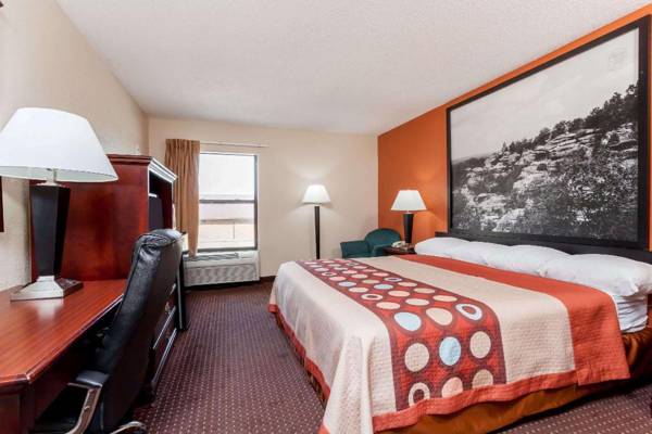 Workspace - Super 8 by Wyndham Harrisburg