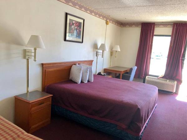 Kewanee Motor Lodge