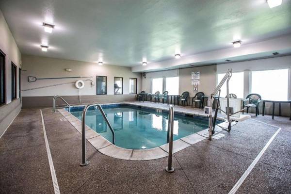 Quality Inn & Suites Mendota near I-39