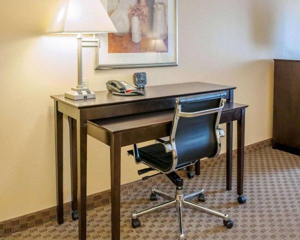 Workspace - Comfort Suites French Lick