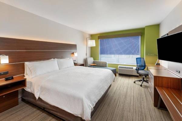 Workspace - Holiday Inn Express & Suites - Parsons an IHG Hotel