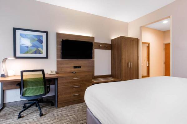 Workspace - Holiday Inn Express Henderson an IHG Hotel