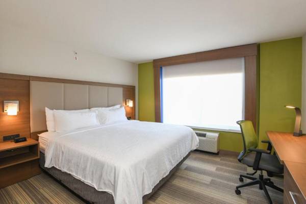 Workspace - Holiday Inn Express Hotel & Suites Richwood - Cincinnati South an IHG Hotel