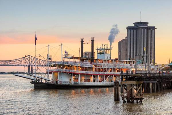 Marina Inn & Suites Chalmette-New Orleans