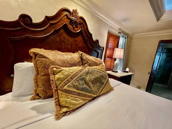 Louisiana Cajun Mansion