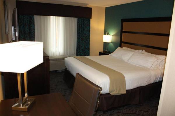 Holiday Inn Express - Ludlow - Chicopee Area an IHG Hotel