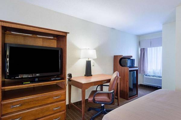 Quality Inn & Suites Northampton - Amherst