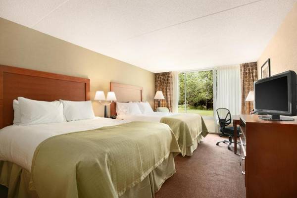 Ramada by Wyndham Ellsworth - Bar Harbor