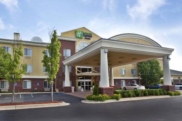 Holiday Inn Express Hotel & Suites Woodhaven an IHG Hotel