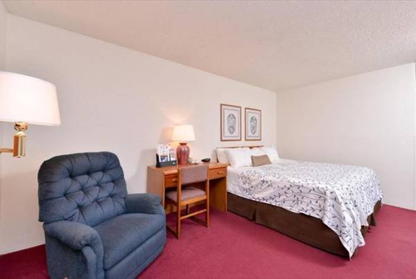 America's Best Value Inn & Suites International Falls