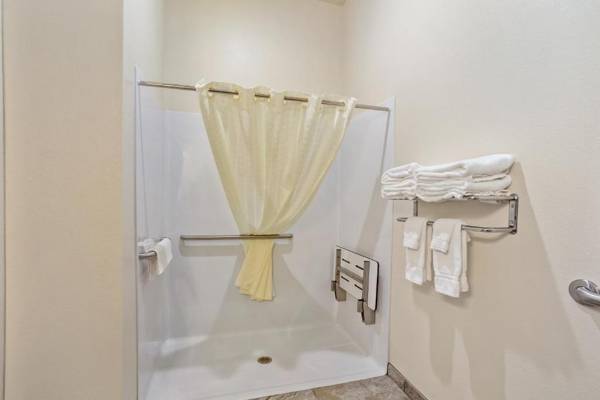 Cobblestone Hotel & Suites International Falls