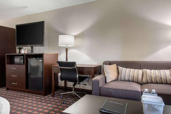 Workspace - Quality Inn & Suites