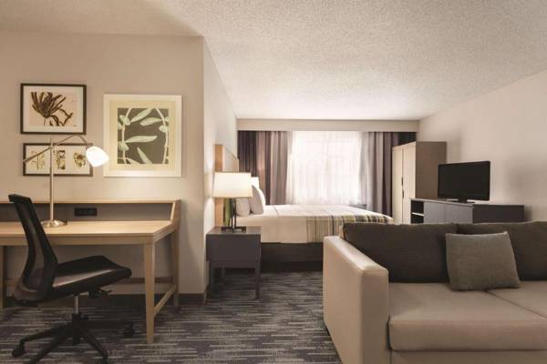 Workspace - Country Inn & Suites by Radisson Northfield MN