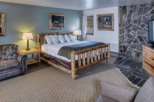 The Ridgeline Hotel at Yellowstone Ascend Hotel Collection