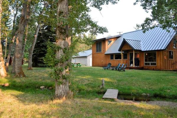 Chickadee Chalet by AAA Red Lodge Rentals