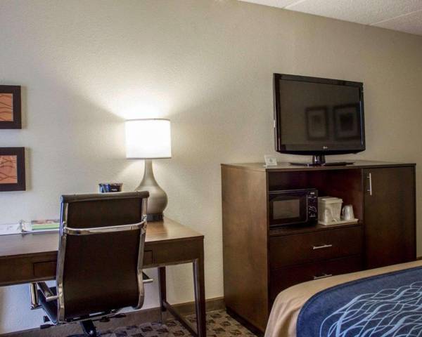 Workspace - Comfort Inn & Suites Fuquay Varina